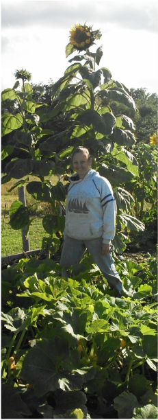 Devine Gardens August Winner Announced